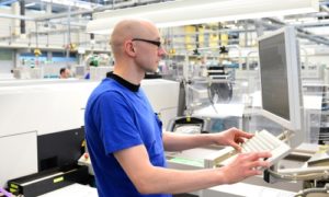 Manufacturing worker RF test and measurement