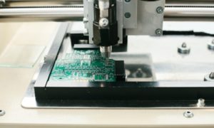 Probe for test and measurement of new wireless product development testing